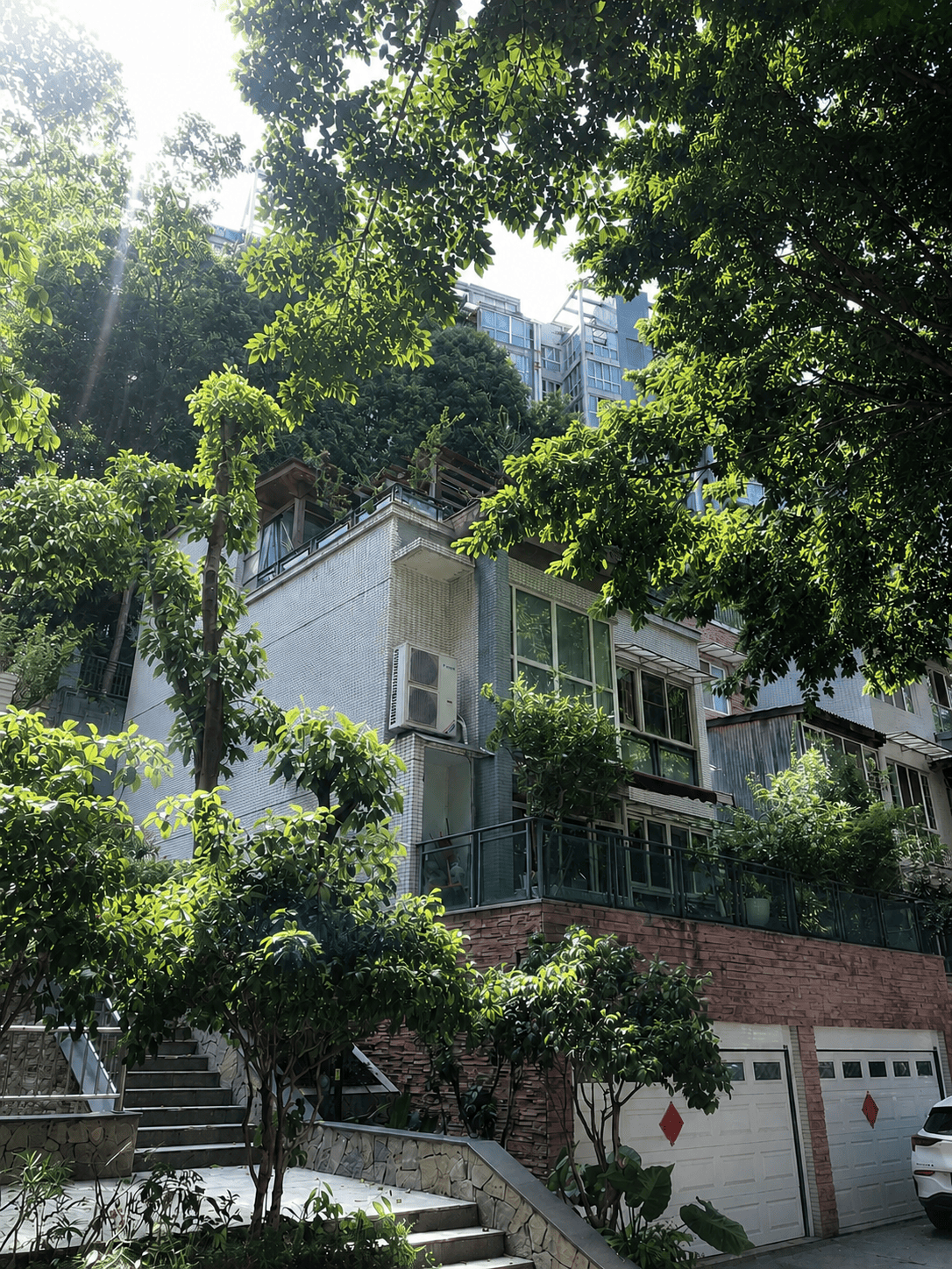 璧山岛居岁月从容升级：小小岛老别墅加装蒂升悦行款电梯